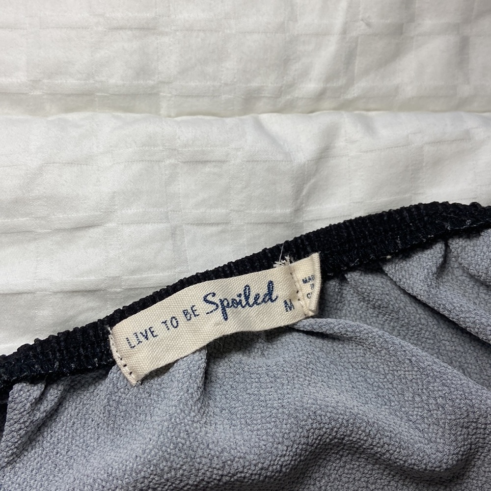 LIVE TO BE SPOILED - TROPICAL HALTER TOP - Picture 6 of 14